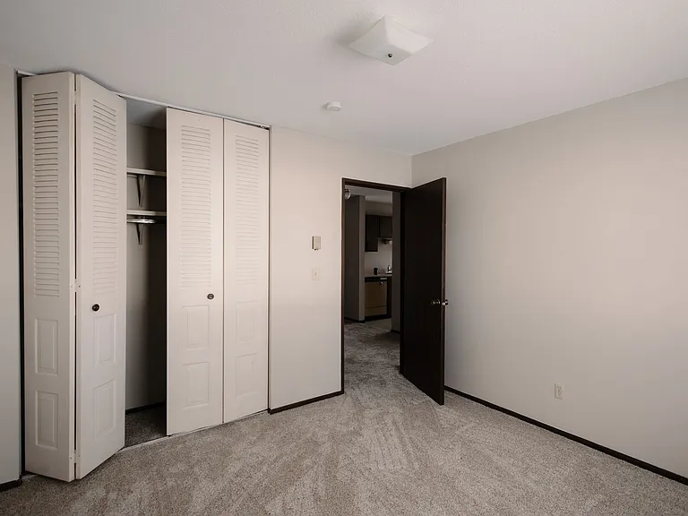Highlander Apartments — Photo 23
