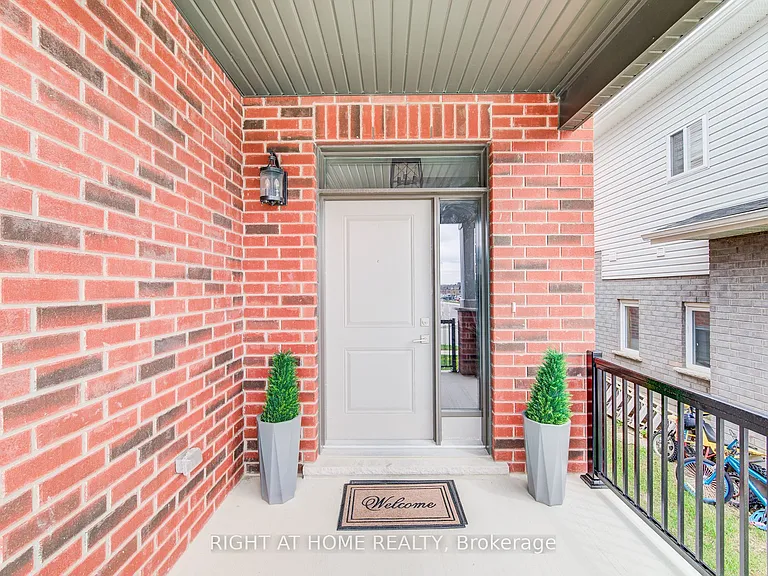 138 Woodberry Cres — Photo 6