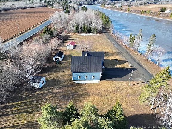 4th image of 36 Old River Rd