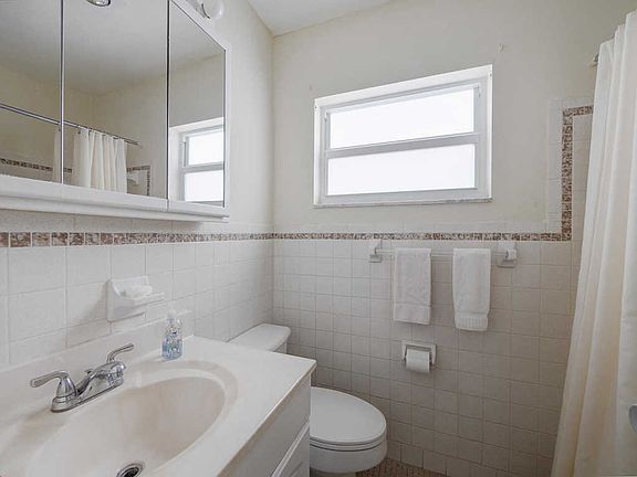 5th image of 30 S J St APT 12