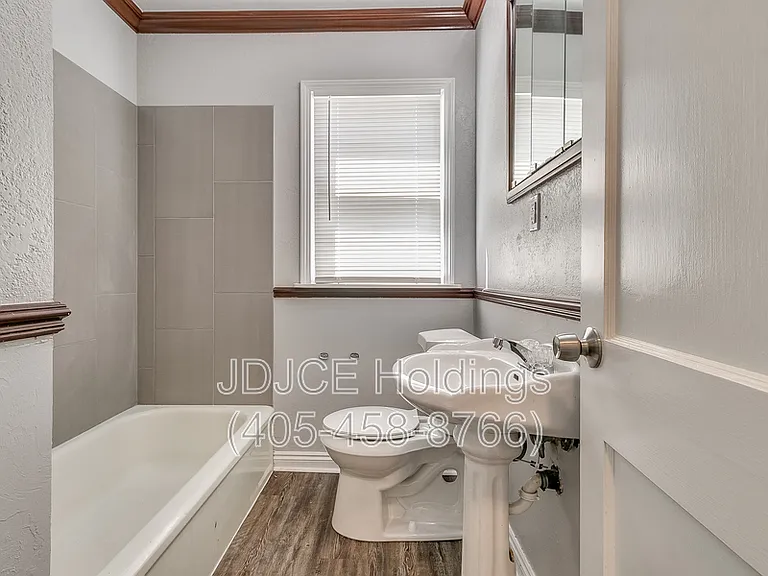 122 W Marshall Dr — Photo 14