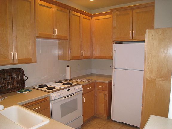 5th image of 1524-1528 Oak St