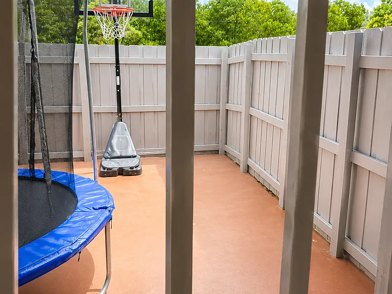 16951 SW 137th Ct — Photo 12