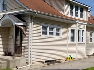 250 Sard Pl APT 5, Highwood, IL 60040