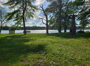 1250 Clearwater Blvd, White Lake, MI