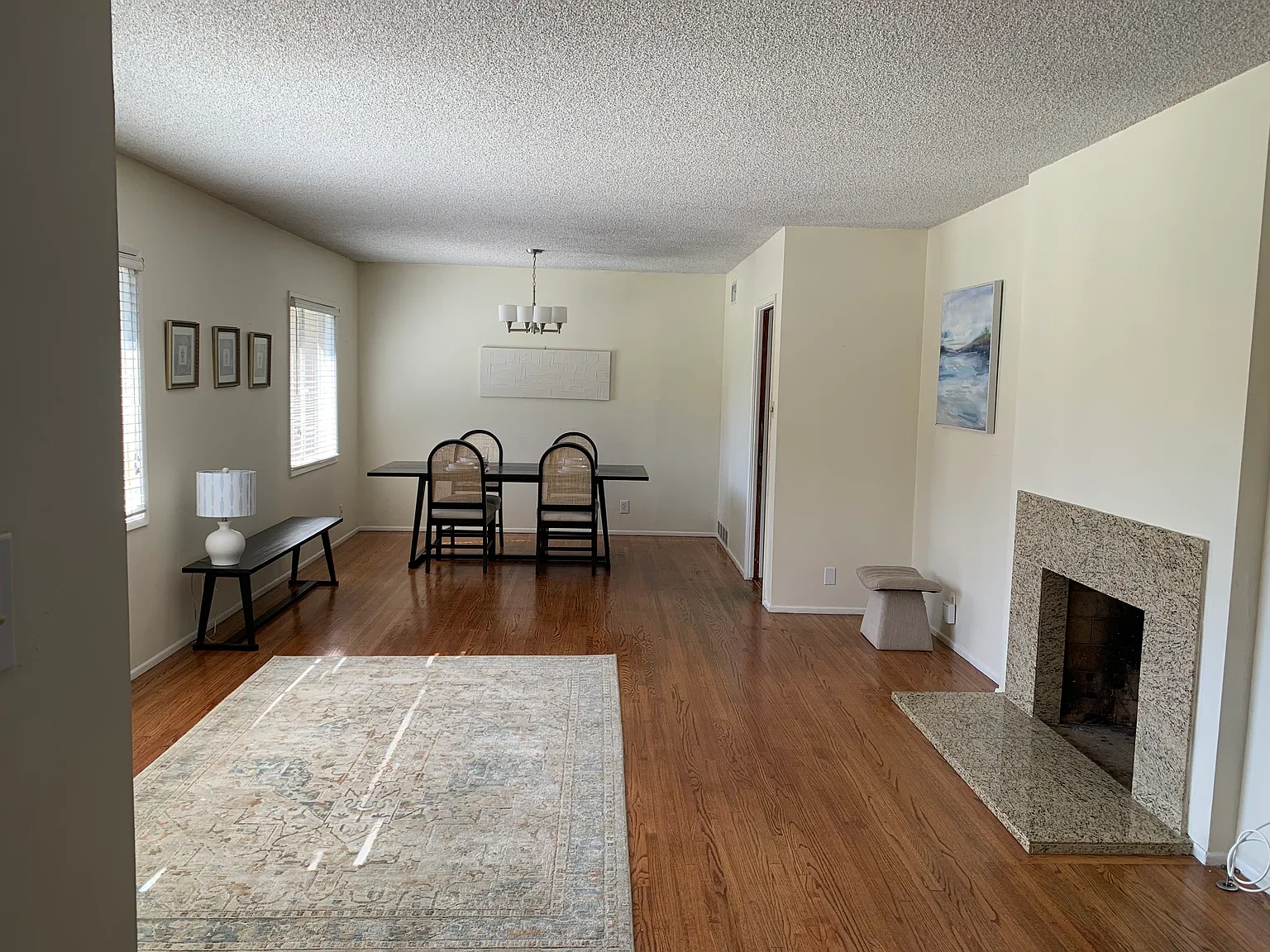 1724 Grace Ave — Photo 3