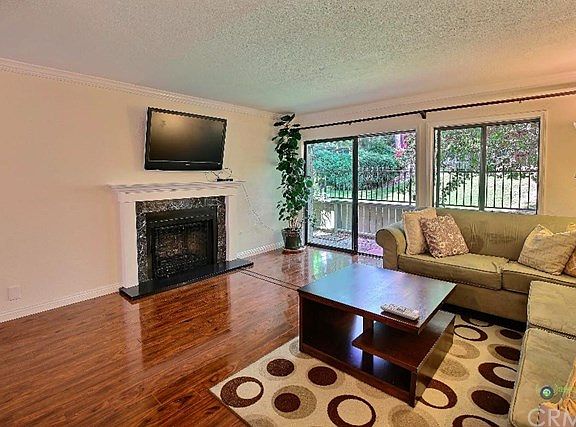 3rd image of 3610 Sequoia Cir