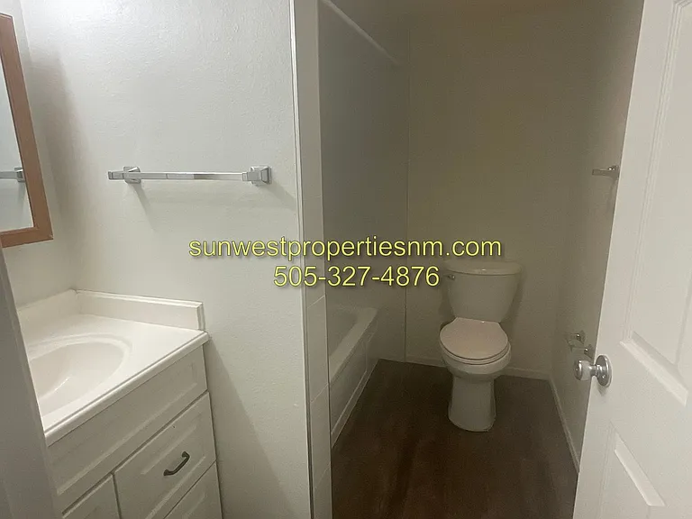 2201 N Tucker Ave — Photo 9
