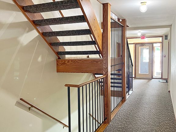 4th image of 235 N 1st St APT 8