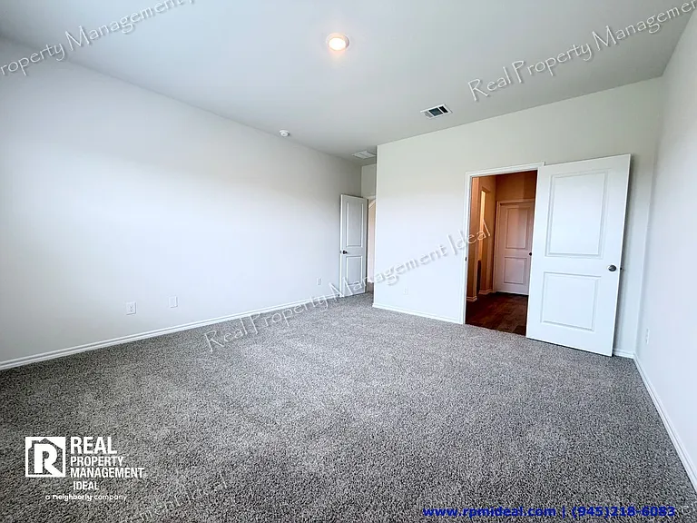 617 Edge Hill Ln — Photo 17