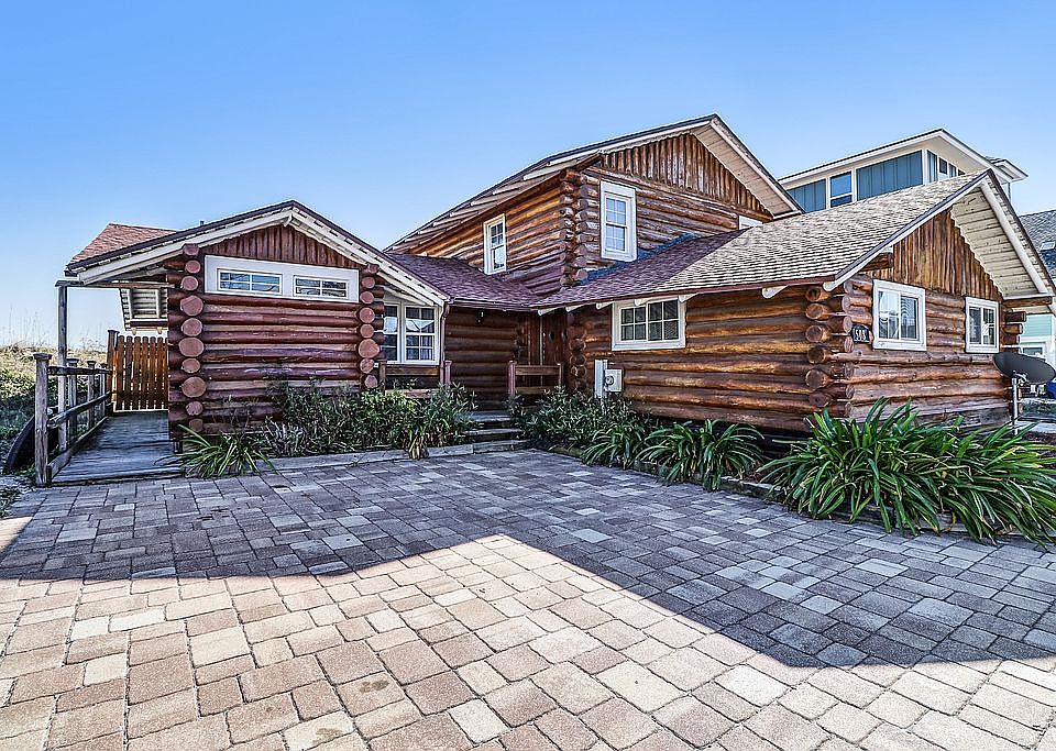Log Cabin on the beach