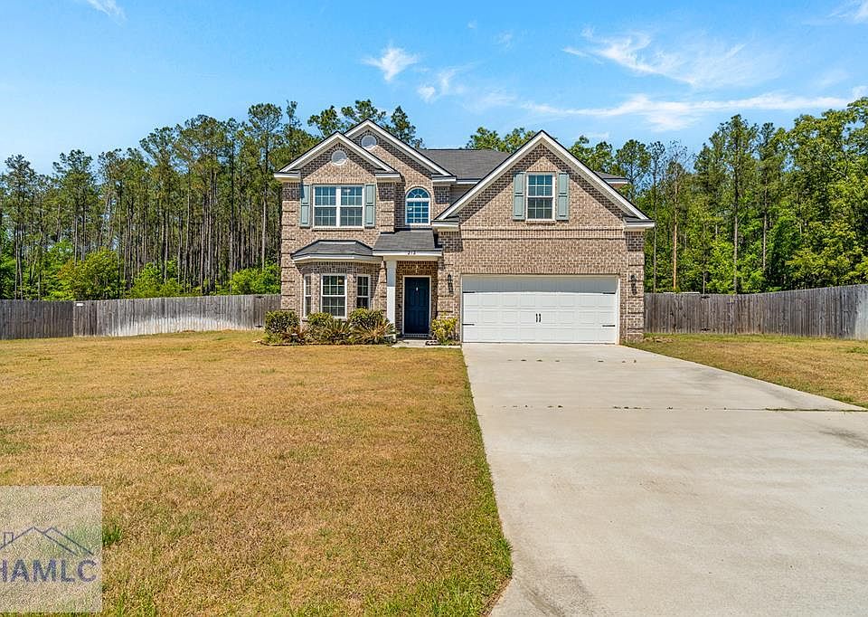 1st image of 212 Fairview Dr NE