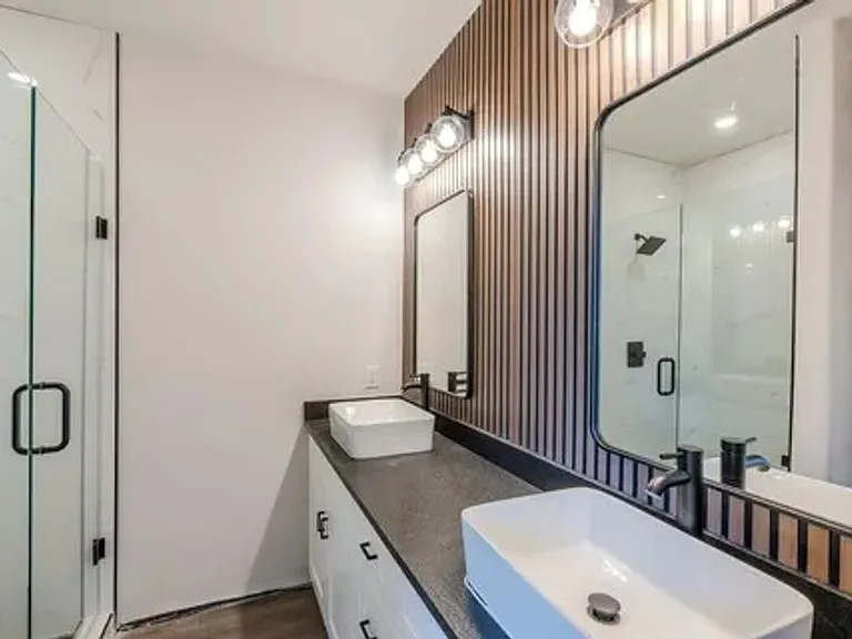 5713 Stonegate Cir — Photo 10