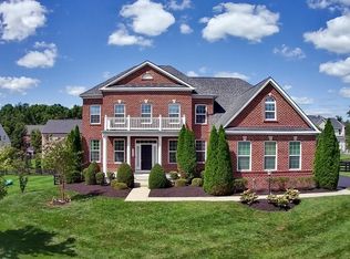 26647 Foxwarren Way, Chantilly, VA 20152