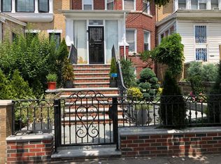 2705 Ditmars Blvd, Long Island City, NY 11105