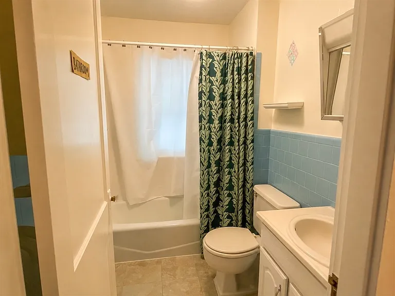 59 Rowe St #2 — Photo 12