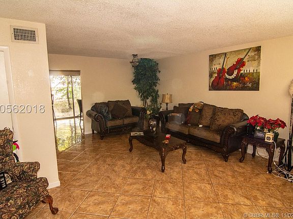 4th image of 5967 NW 29th Pl #105