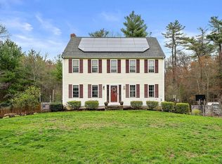 28 Woodbrook Ln, Hanson, MA 02341