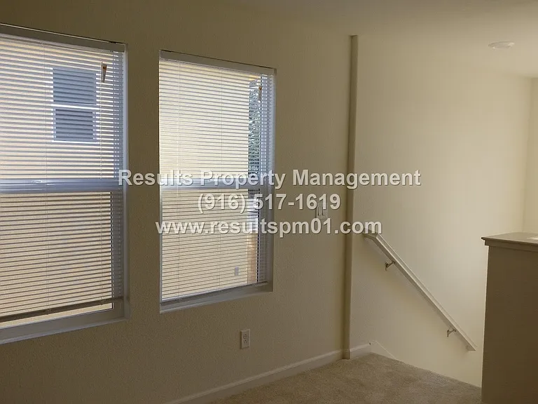 4329 Gentry Way — Photo 41