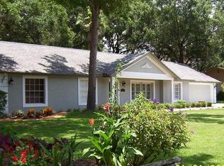 715 Rob Roy Pl, Temple Terrace, FL 33617