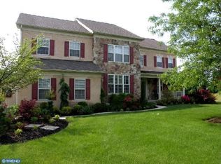 1542 Old Farm Ct, Yardley, PA