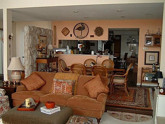 2nd image of 407 Kiowa Dr W