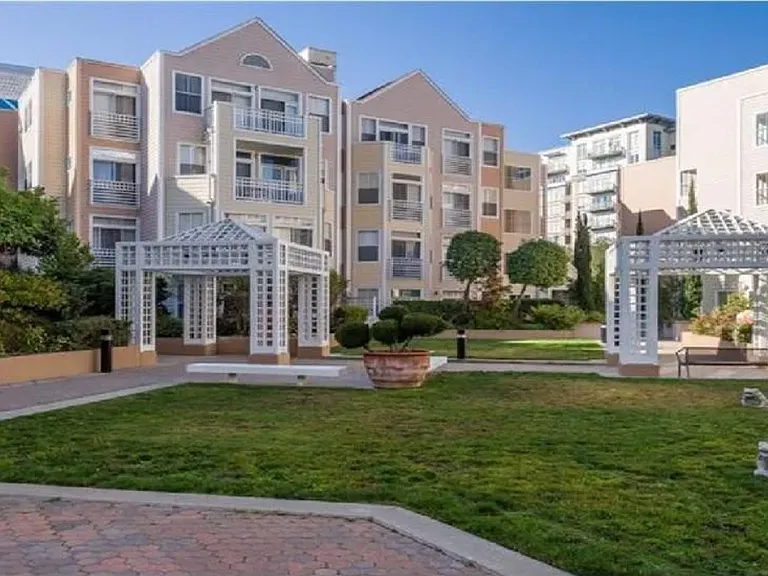 550 Ortega Ave #B219 — Photo 21