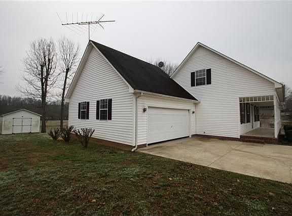 5th image of 579 Miriah Dr
