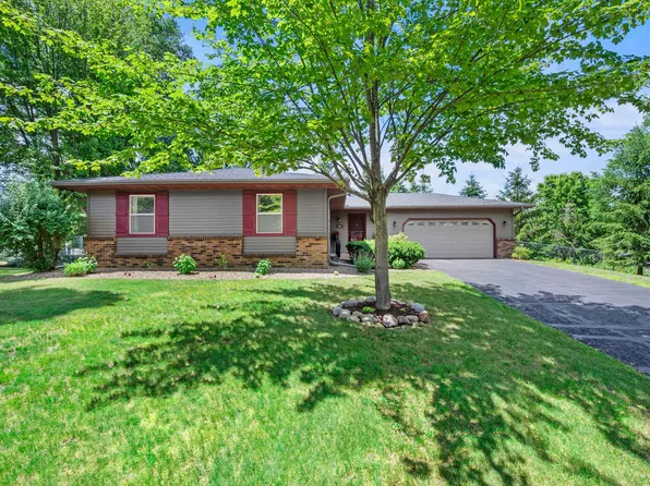 17104 Forbes Ct, Farmington, MN 55024