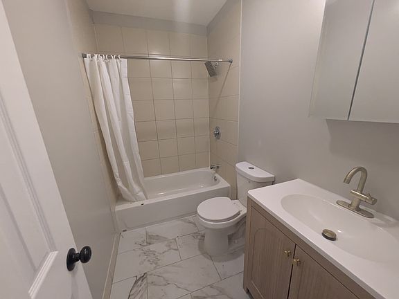 4th image of 1071 Pembroke St #O3d