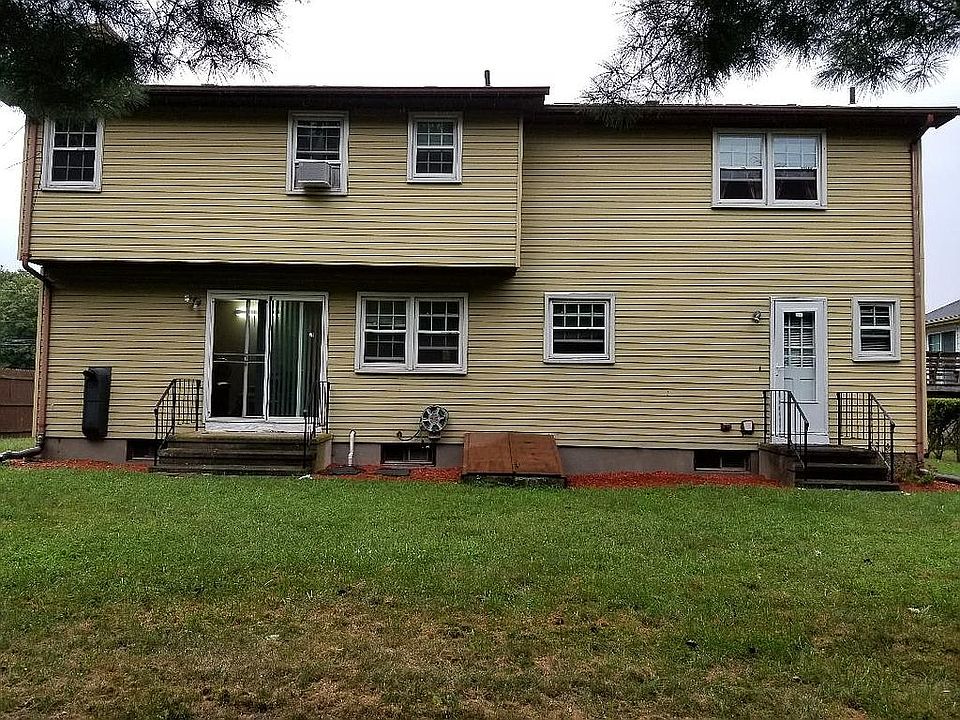 2nd image of 192 Forbes St