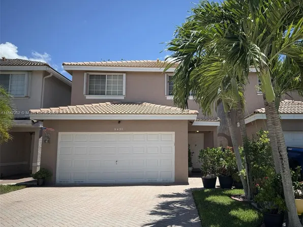 9430 NW 55th St, Sunrise, FL 33351