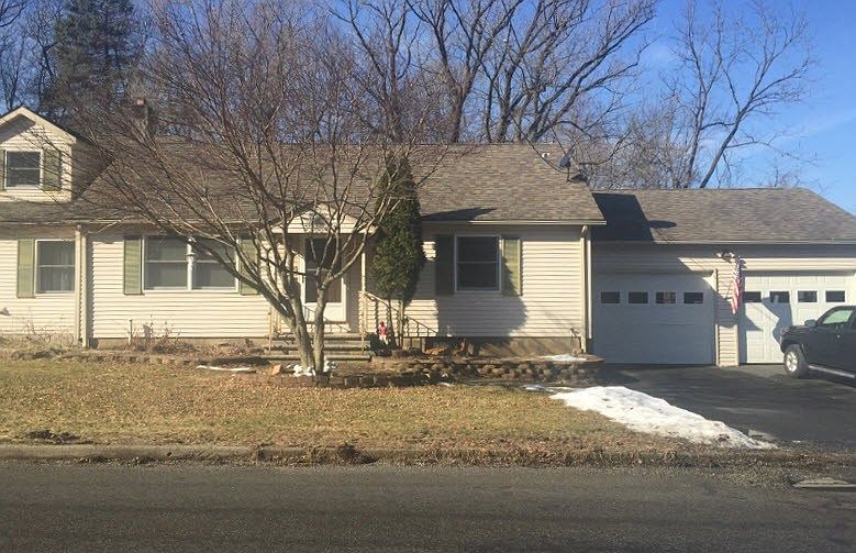 1st image of 52 Edison Ave