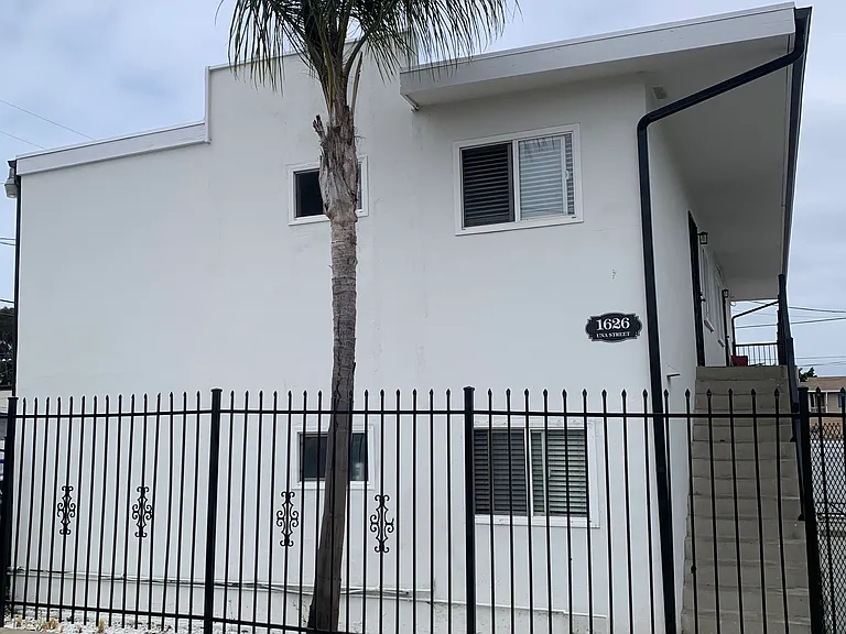 1626 Una St #A — Photo 7