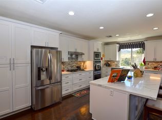 328 Crownview Ct, San Marcos, CA 92069