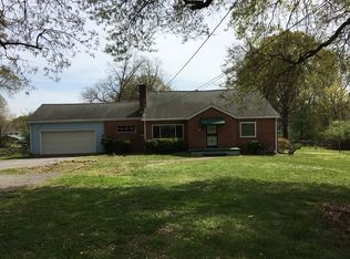 1416 Greens Lake Rd, Chattanooga, TN 37412