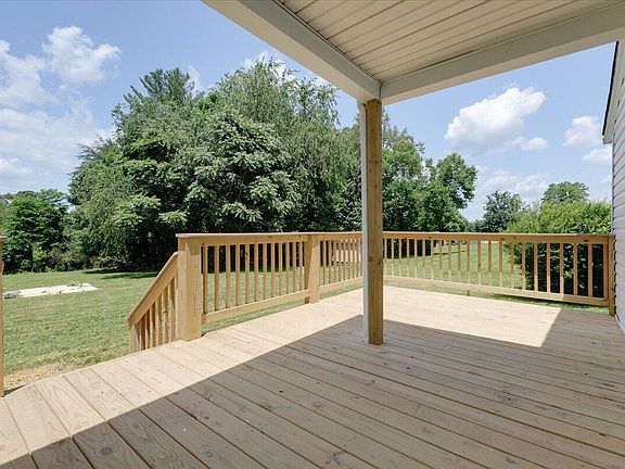 5th image of 4 Chigger Ridge Ln