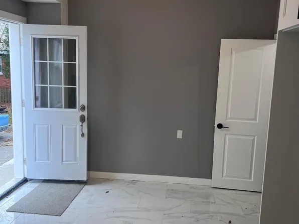 101 Coldwater Rd W #1, Orillia, ON L3V 3L5