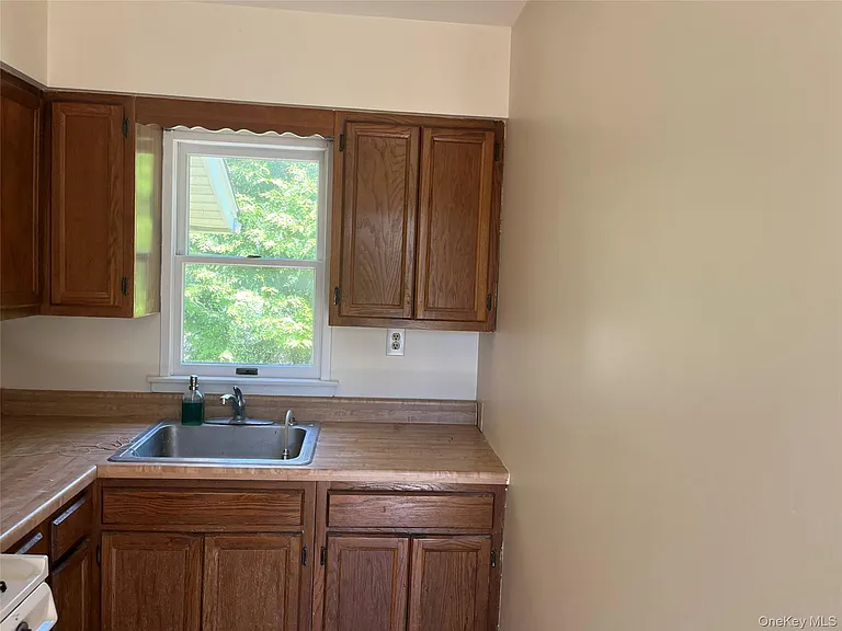 45 S Middletown Rd — Photo 7