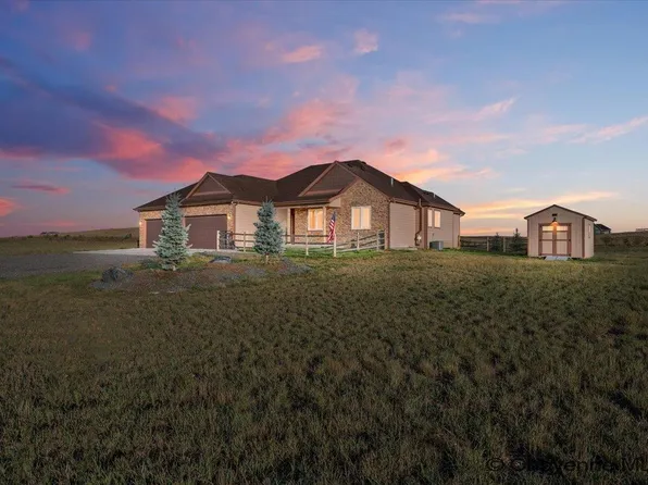 2732 Big Loop Trl, Cheyenne, WY 82009