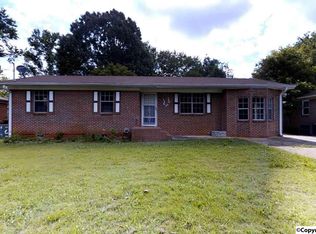 2410 Redmont Rd NW, Huntsville, AL 35810