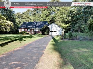 102 Yorkview Rd, Yorktown, VA 23692