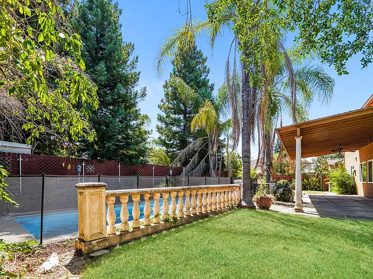 9351 Palmerson Dr — Photo 33