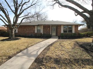 634 Ray Ave, Desoto, TX