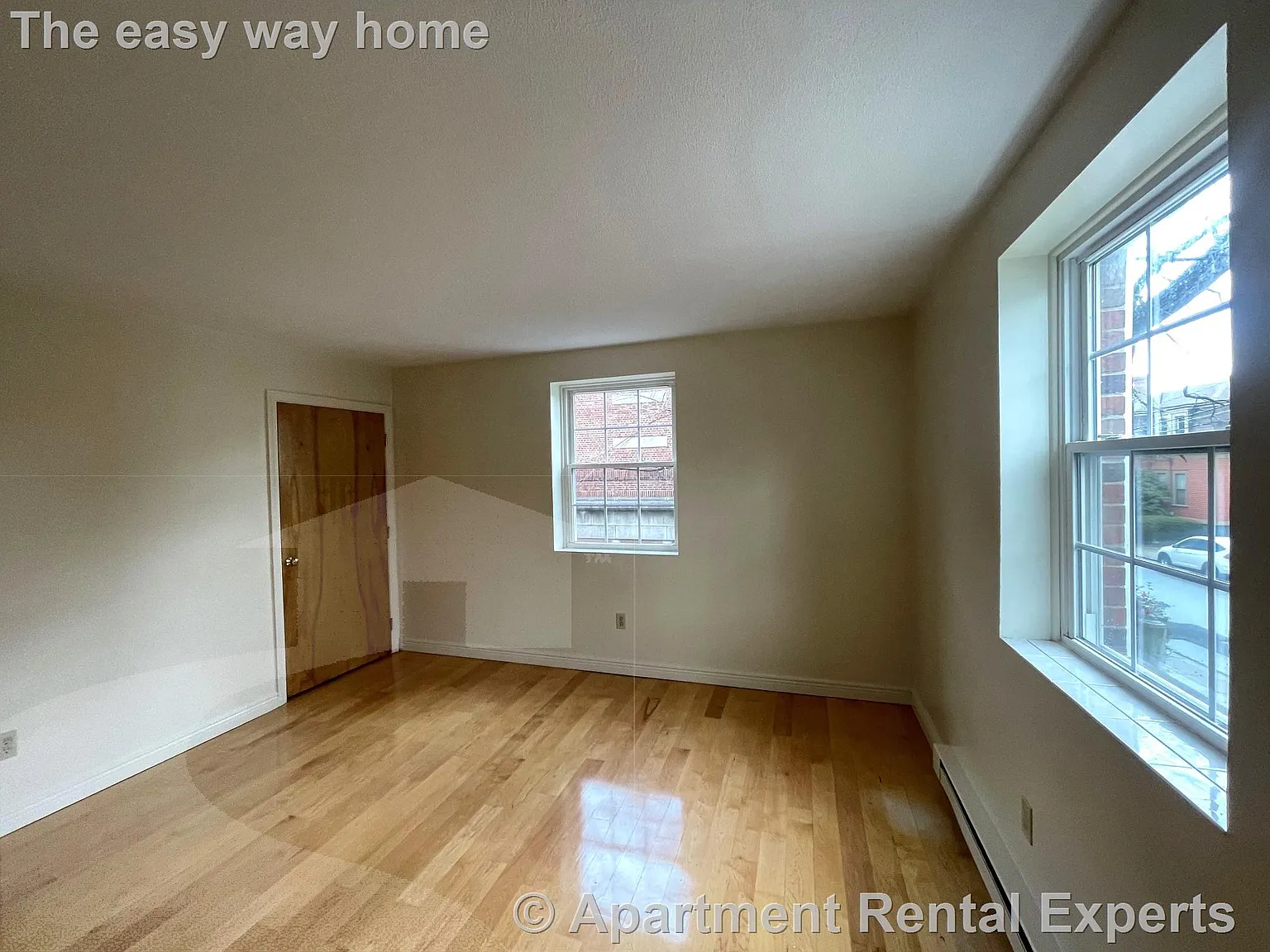 2 bed, 9999 sqft, $2,700 — Photo 2