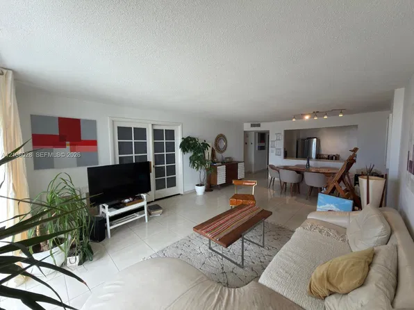 2780 NE 183rd St APT 1605, Aventura, FL 33160