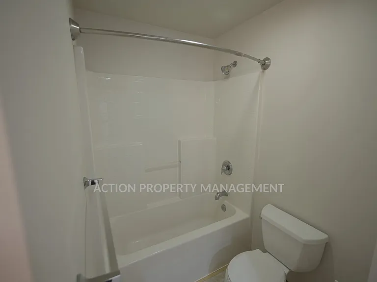 1312 Campbell Ave #2 — Photo 10