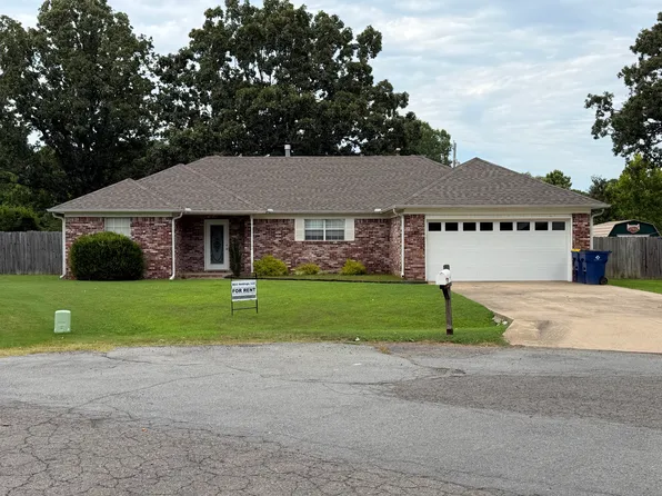 16 Cabot Cv, Cabot, AR 72023