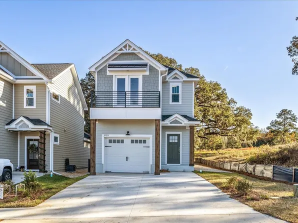 3795 Day Garden Dr, Tallahassee, FL 32308