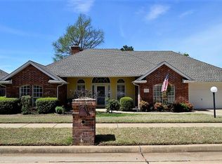 1908 Robin Ridge Dr, Norman, OK 73072